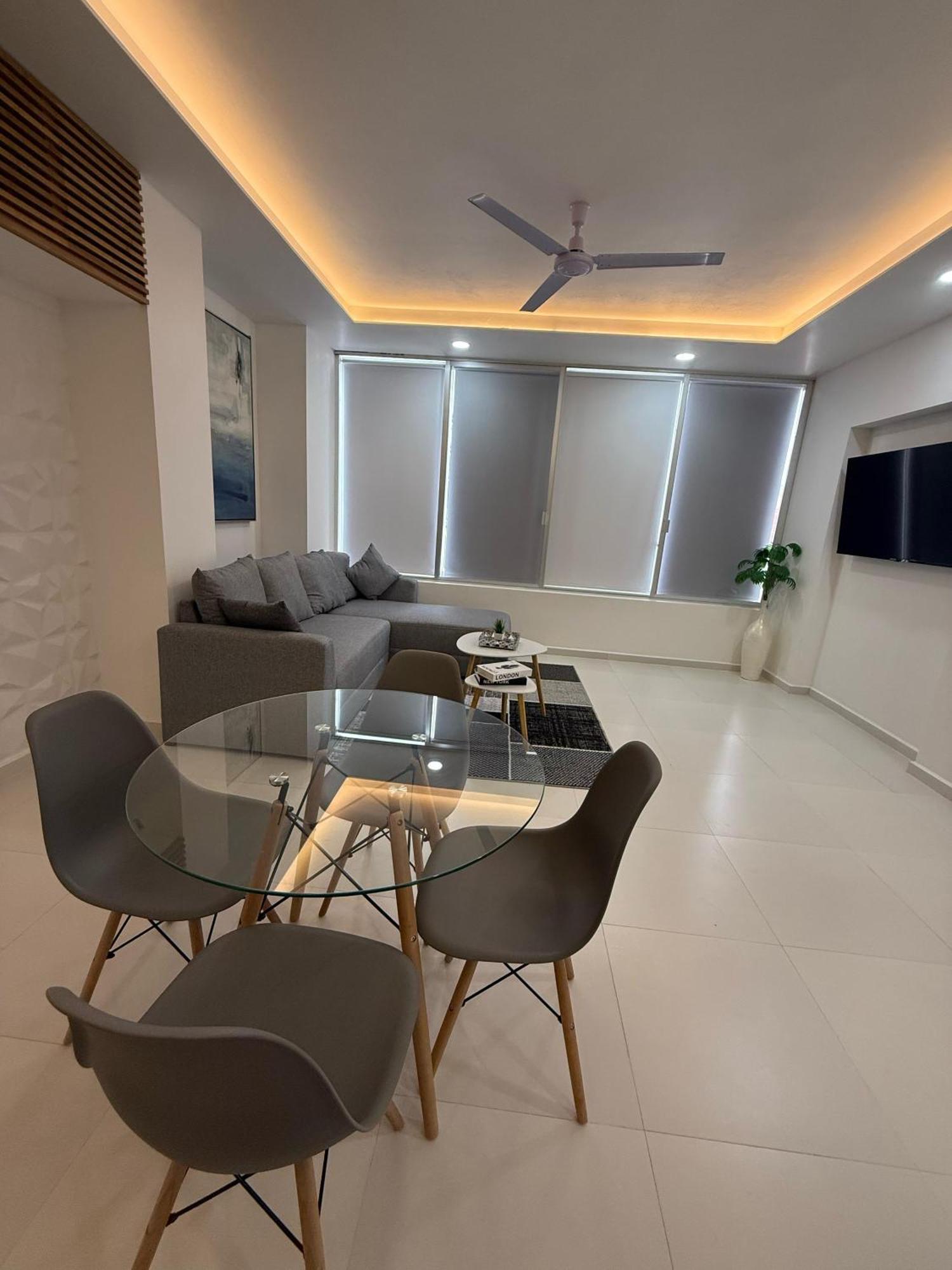 Alux Tower Aqua Apartamento *