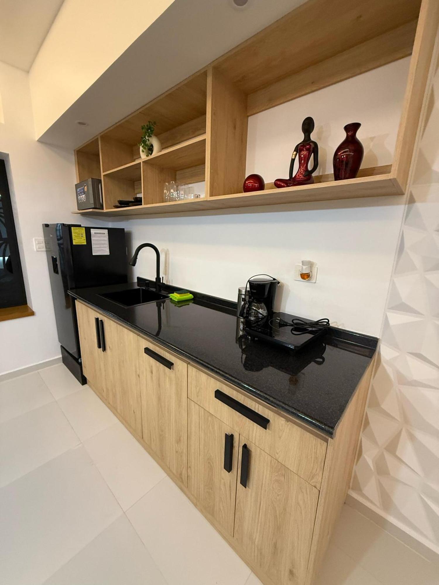 Alux Tower Aqua Apartamento *